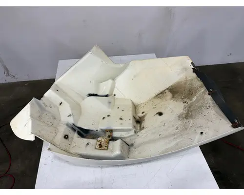 INTERNATIONAL 4300 Fender Extension
