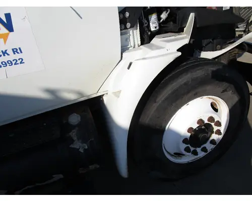 INTERNATIONAL 4300 Fender Extension