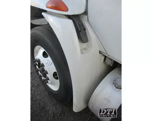 INTERNATIONAL 4300 Fender Extension