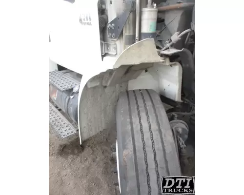 INTERNATIONAL 4300 Fender Extension