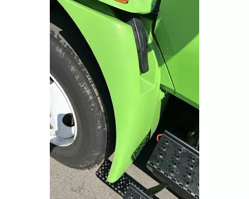 INTERNATIONAL 4300 Fender Extension