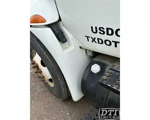 INTERNATIONAL 4300 Fender Extension