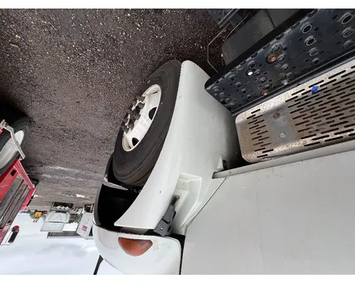 INTERNATIONAL 4300 Fender Extension