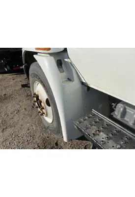 INTERNATIONAL 4300 Fender Extension