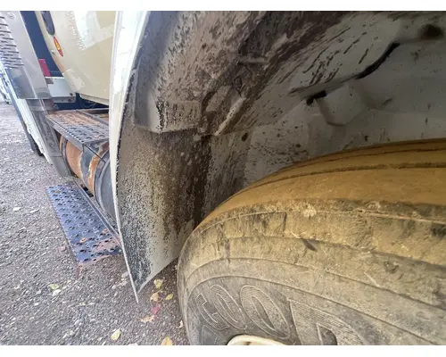 INTERNATIONAL 4300 Fender Extension