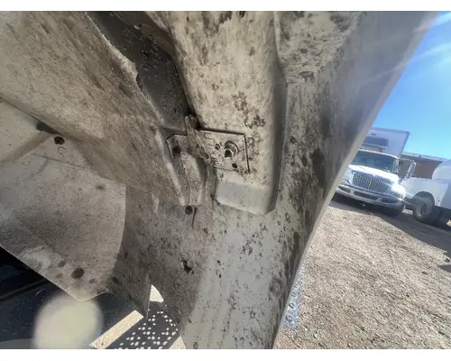 INTERNATIONAL 4300 Fender Extension