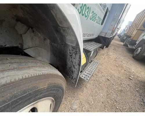 INTERNATIONAL 4300 Fender Extension