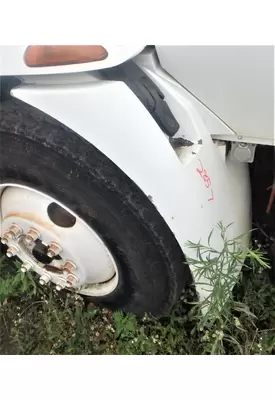 INTERNATIONAL 4300 Fender Extension