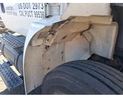 INTERNATIONAL 4300 Fender Extension