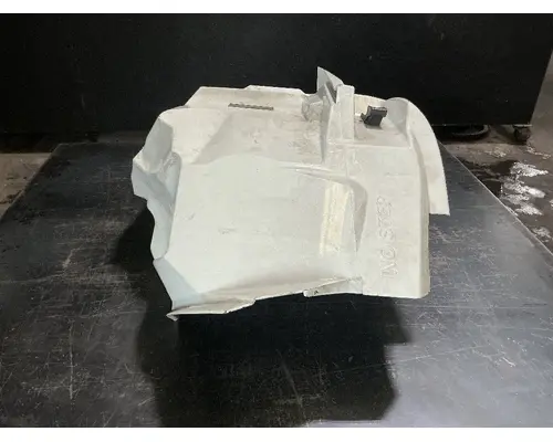 INTERNATIONAL 4300 Fender Extension