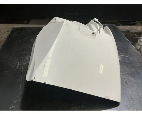 INTERNATIONAL 4300 Fender Extension