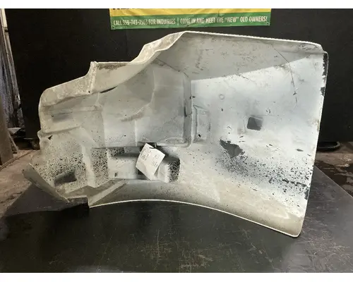 INTERNATIONAL 4300 Fender Extension