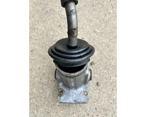 INTERNATIONAL 4300 Floor Shift Assembly