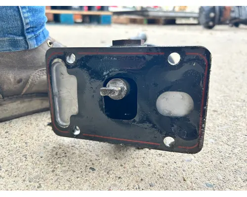 INTERNATIONAL 4300 Floor Shift Assembly