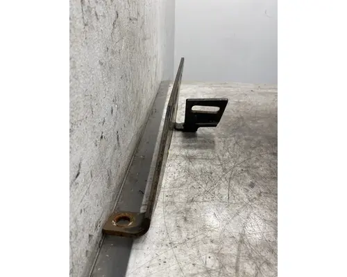 INTERNATIONAL 4300 Frame Horn