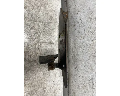 INTERNATIONAL 4300 Frame Horn