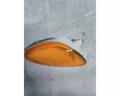 INTERNATIONAL 4300 Front Lamp (Turn Signal)