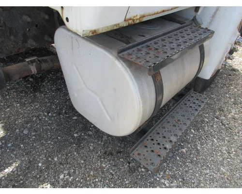 INTERNATIONAL 4300 Fuel Tank