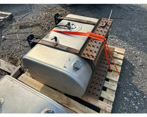 INTERNATIONAL 4300 Fuel Tank