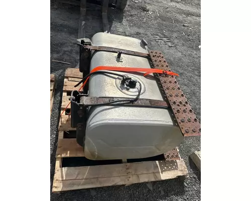 INTERNATIONAL 4300 Fuel Tank