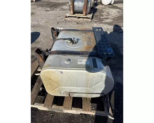 INTERNATIONAL 4300 Fuel Tank