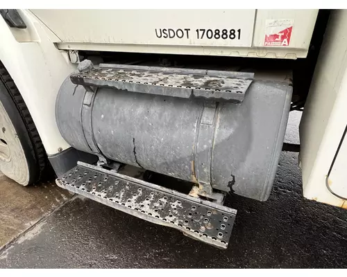 INTERNATIONAL 4300 Fuel Tank