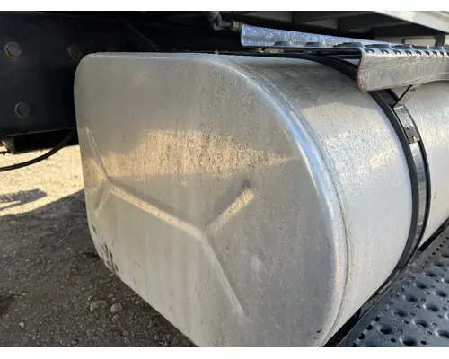 INTERNATIONAL 4300 Fuel Tank
