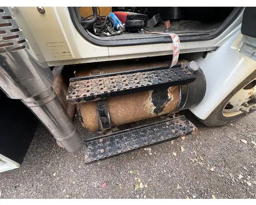 INTERNATIONAL 4300 Fuel Tank