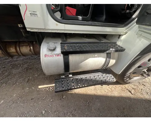 INTERNATIONAL 4300 Fuel Tank