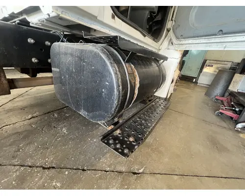 INTERNATIONAL 4300 Fuel Tank