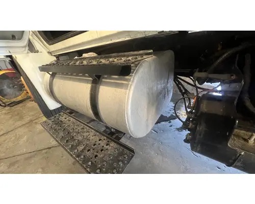 INTERNATIONAL 4300 Fuel Tank