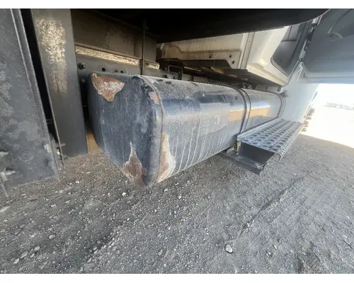 INTERNATIONAL 4300 Fuel Tank