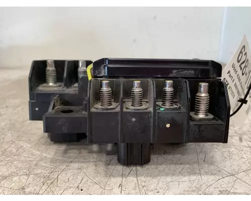 INTERNATIONAL 4300 Fuse Box