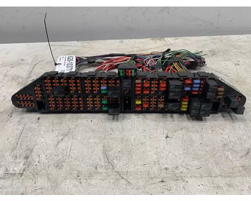 INTERNATIONAL 4300 Fuse Box