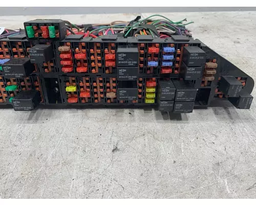 INTERNATIONAL 4300 Fuse Box