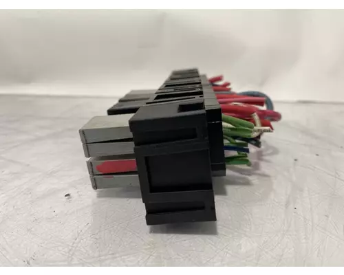 INTERNATIONAL 4300 Fuse Box