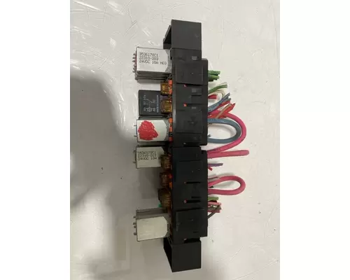 INTERNATIONAL 4300 Fuse Box