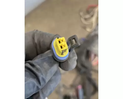 INTERNATIONAL 4300 Fuse Box