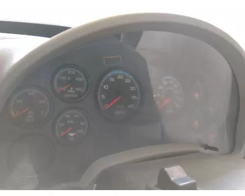 INTERNATIONAL 4300 GAUGE CLUSTER