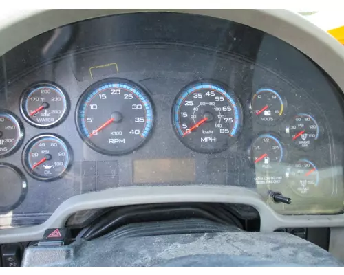 INTERNATIONAL 4300 GAUGE CLUSTER