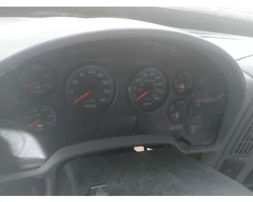 INTERNATIONAL 4300 GAUGE CLUSTER