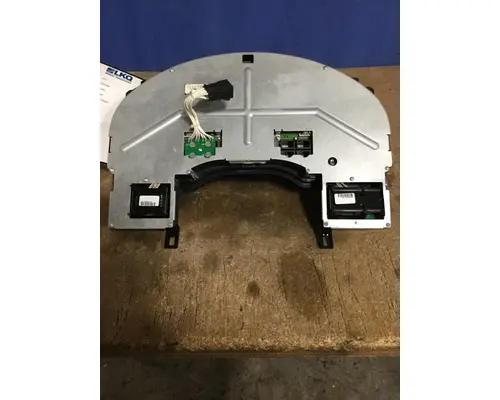 INTERNATIONAL 4300 GAUGE CLUSTER