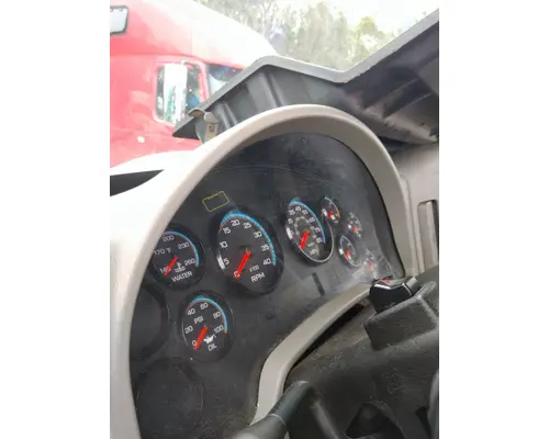 INTERNATIONAL 4300 GAUGE CLUSTER
