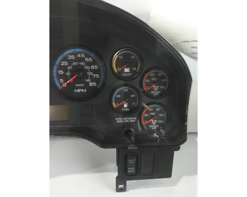 INTERNATIONAL 4300 GAUGE CLUSTER