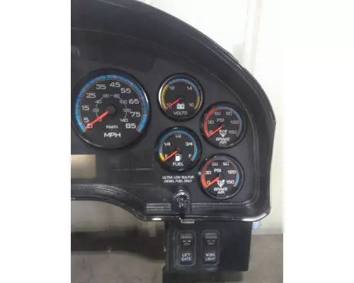 INTERNATIONAL 4300 GAUGE CLUSTER