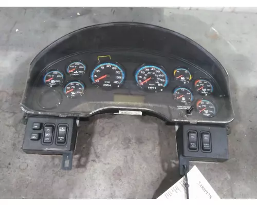 INTERNATIONAL 4300 GAUGE CLUSTER