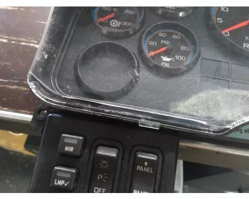 INTERNATIONAL 4300 GAUGE CLUSTER