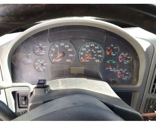INTERNATIONAL 4300 GAUGE CLUSTER