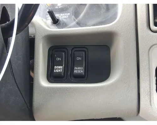 INTERNATIONAL 4300 GAUGE CLUSTER