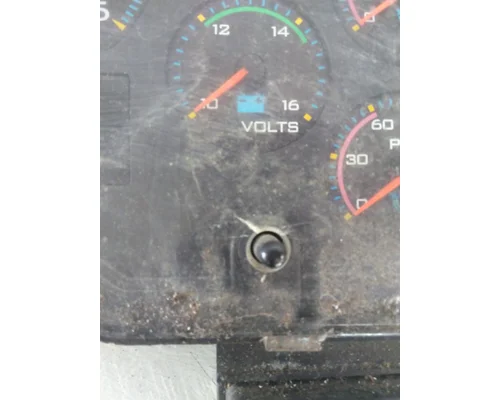 INTERNATIONAL 4300 GAUGE CLUSTER